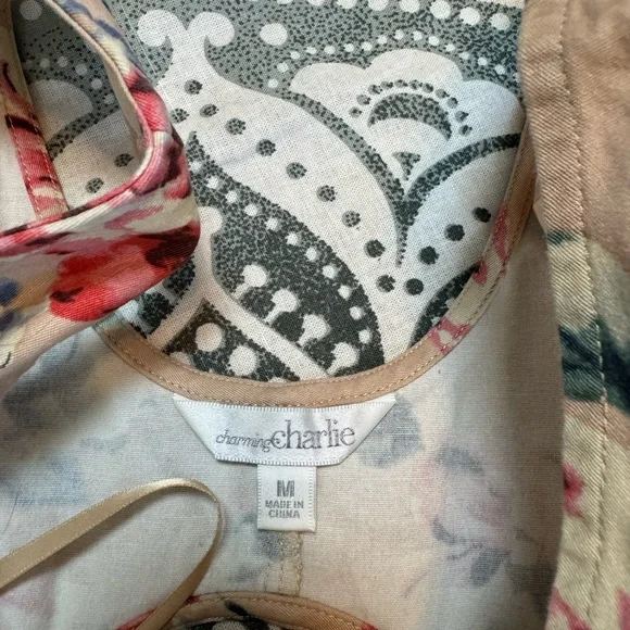 Charming Charlie Khaki Floral Cut Out Dress Size Medium - Picture 13 of 13